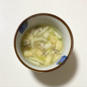 玉ねぎ 白菜 しめじ 味噌汁